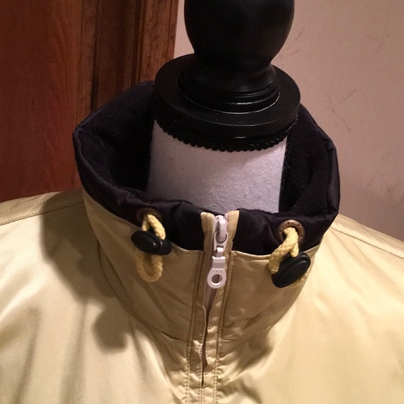 Ski jacket - Picture 2 of 3